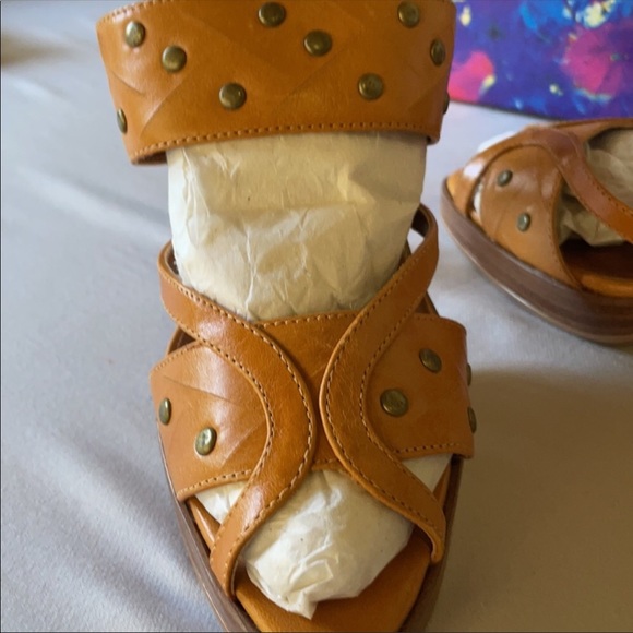 Chinese Laundry Suzana Women’s Tan Leather high heeled Sandal NEW Various Sizes - Picture 7 of 11